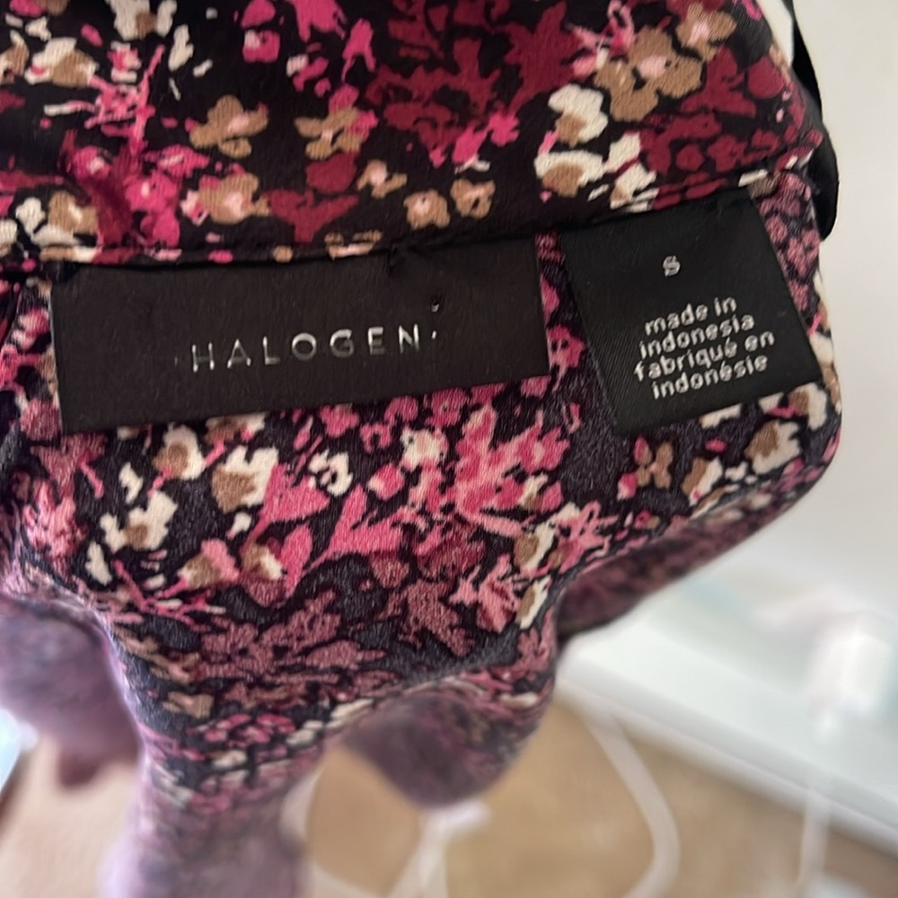 Halogen Bell Sleeve Mock Neck Women's Floral Blouse - Picture 13 of 13